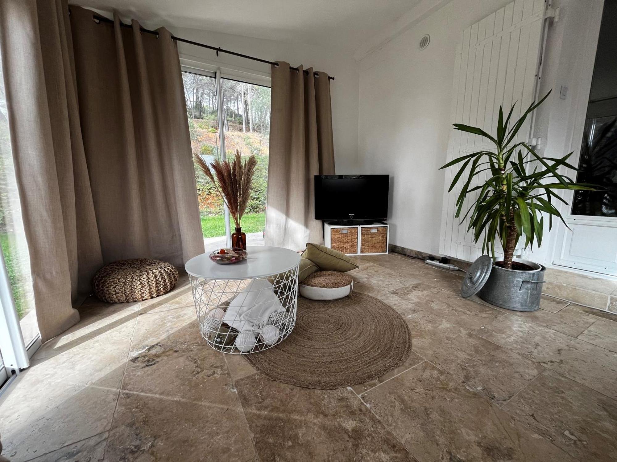 Maison Provencale Au Calme De La Campagne Avec Jacuzzi Aix-en-Provence Eksteriør bilde