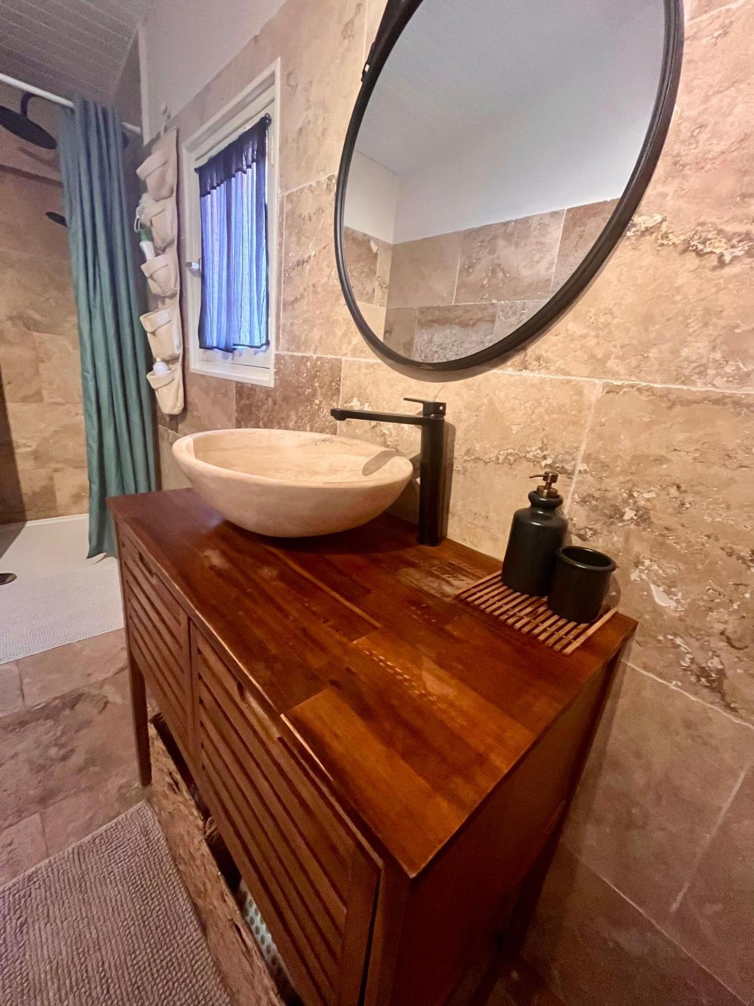 Maison Provencale Au Calme De La Campagne Avec Jacuzzi Aix-en-Provence Eksteriør bilde